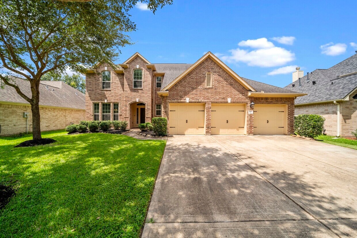 Foto principal - 307 Fairwood Springs Ln