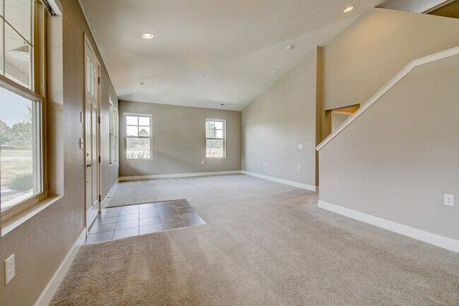 Building Photo - 549 Brennan Cir
