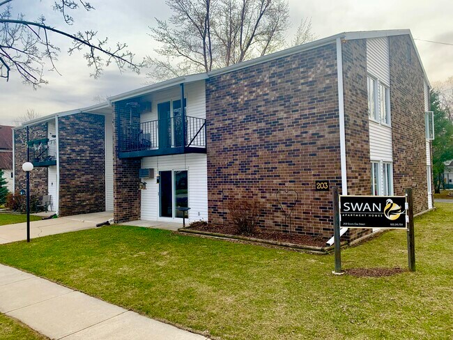 Foto del edificio - 217 S Oak St