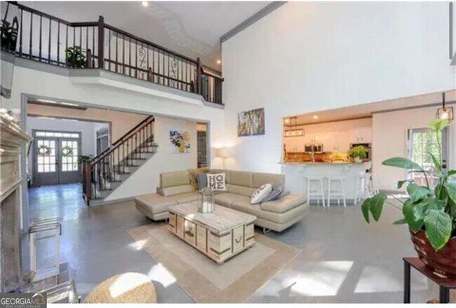 Foto del edificio - 195 Creekside Park Dr