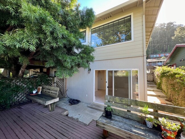2 Bedroom/1 Bath Coastal In-Law Unit - ALL... - 2 Bedroom/1 Bath Coastal In-Law Unit - ALL... House