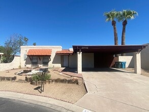 Building Photo - 3208 W Sahuaro Dr