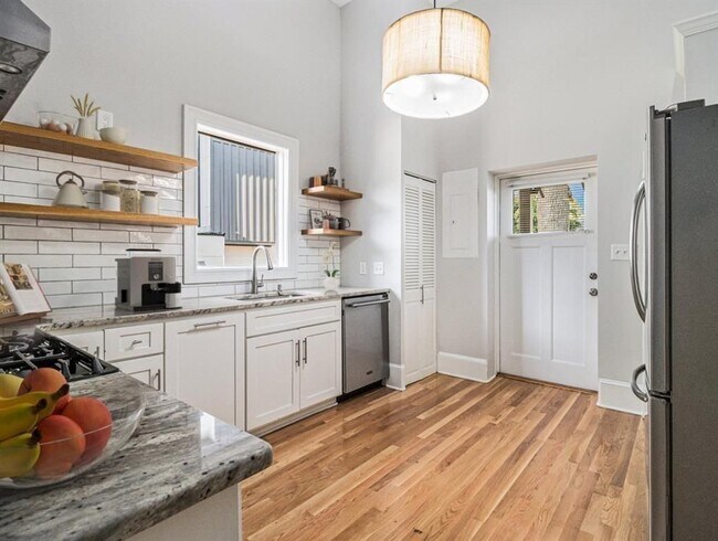 Foto del edificio - 74 Boulevard