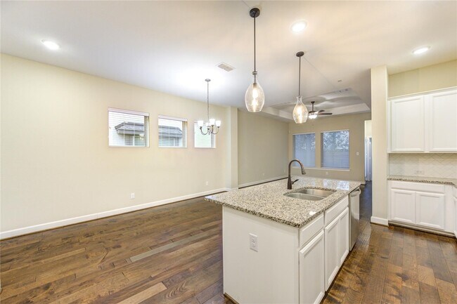 Foto del edificio - 15115 Honea Flat Ct