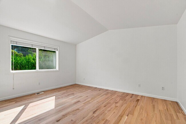 Foto del edificio - 22 10th Pl S