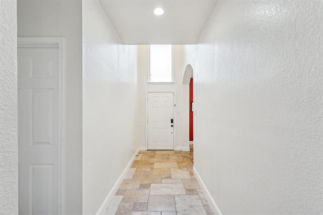 Building Photo - 6244 White Pine Dr