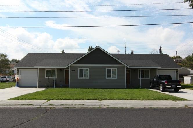 Super Clean Duplex. WSG Included! - Super Clean Duplex.  WSG Included!