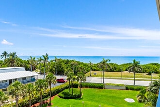 Building Photo - 801 S Ocean Dr