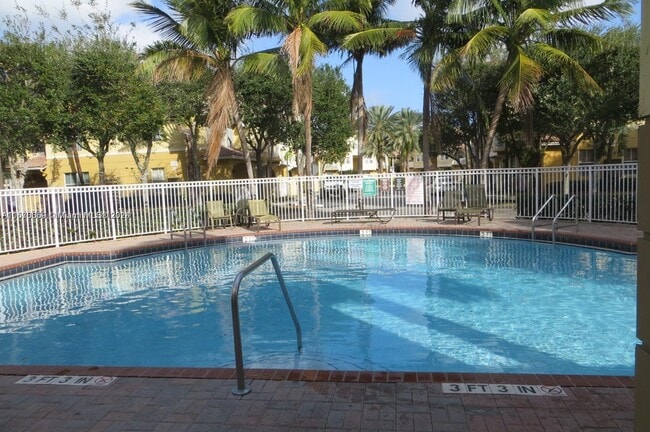 Foto del edificio - 8874 W Flagler St