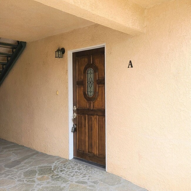 Building Photo - cyb5446