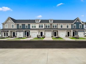 Building Photo - 231 Santorini Wy