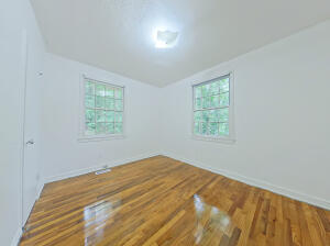 Building Photo - 658 Lorraine Dr
