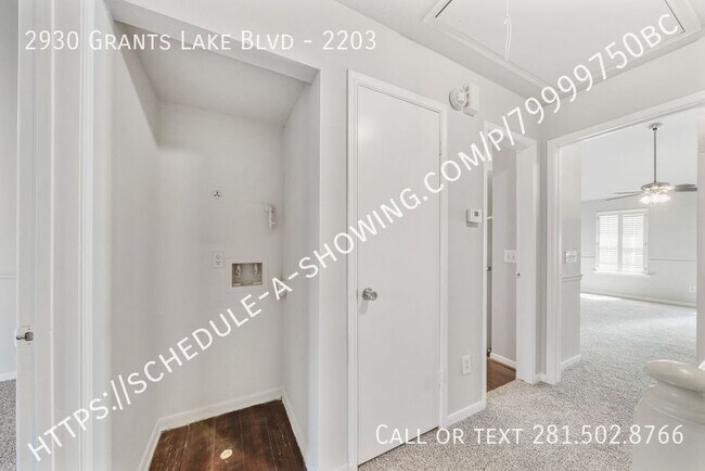 Foto del edificio - 2930 Grants Lake Blvd