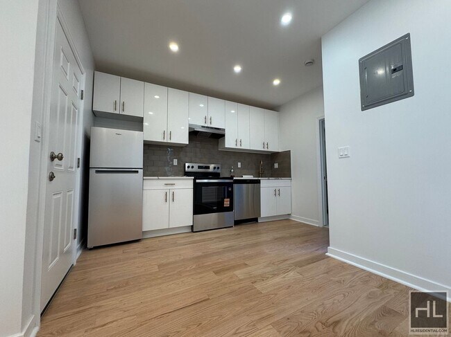 Foto del edificio - 31 AVENUE