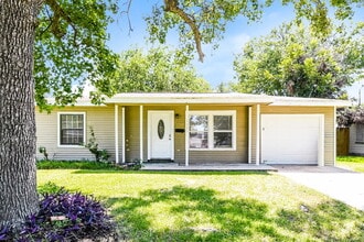 Building Photo - 1505 4th Ave N