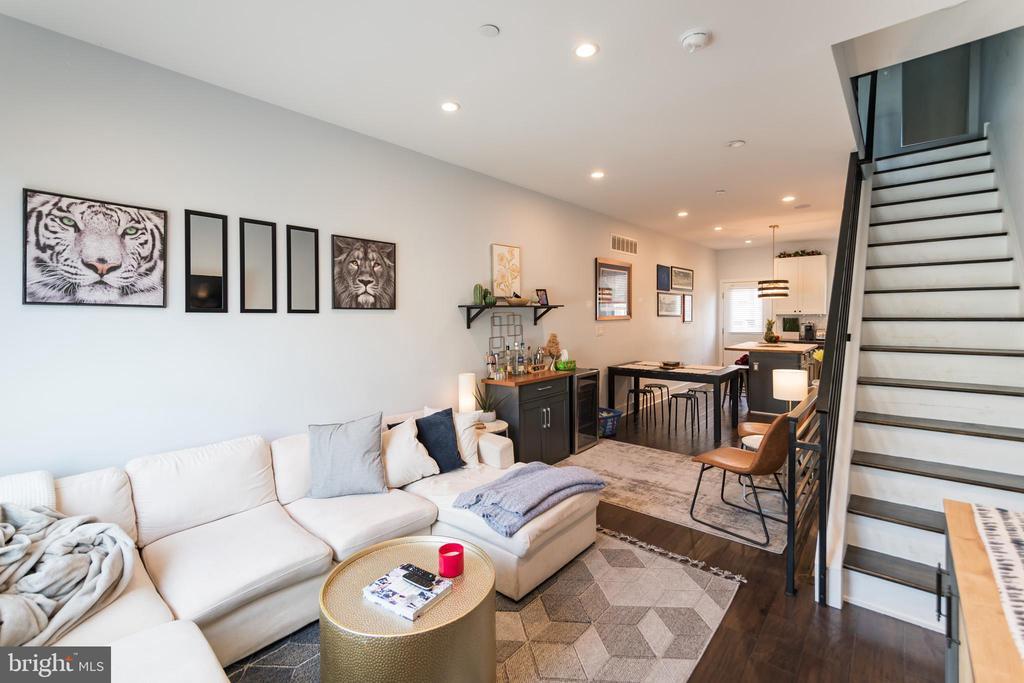 Foto principal - 2023 Oakford St