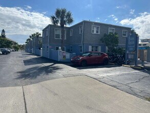 Building Photo - 390 W Cocoa Beach Causeway