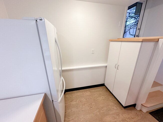 Foto del edificio - 429 N 61st St