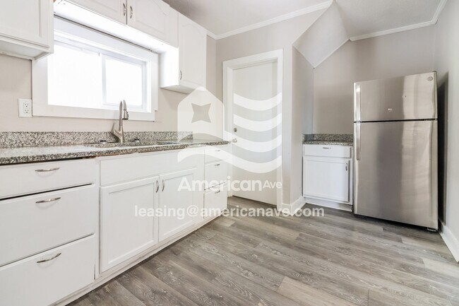 Foto del edificio - 3606 Bales Ave