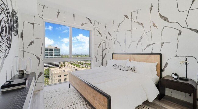 Foto del edificio - 9600 S Dixie Hwy