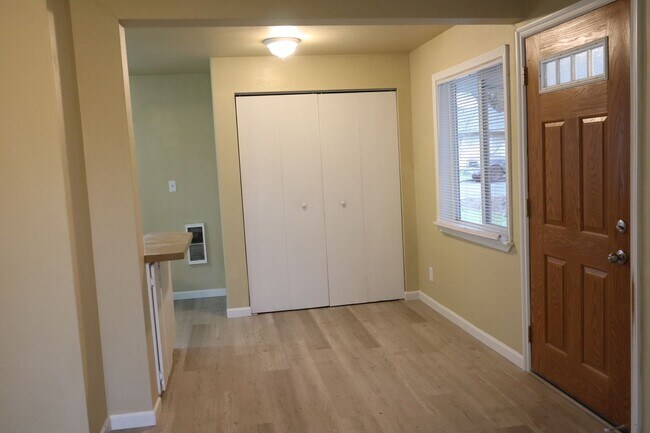 Building Photo - Remodeled Harney Heights Duplex for Rent -...