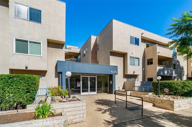 Primary Photo - 625 E Del Mar Blvd