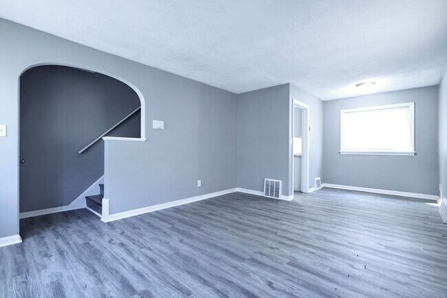 Foto del edificio - 3654 W 107th St