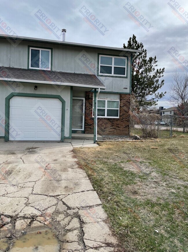 Property Agent Owned House Rental in Gillette, WY