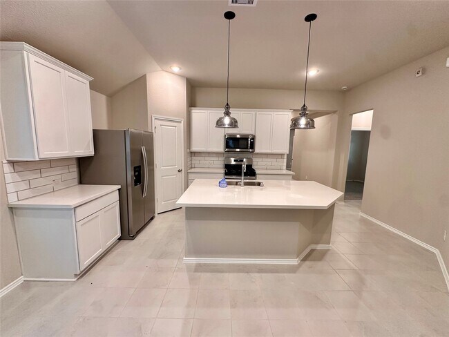 Foto del edificio - 20834 Wilde Redbud Trl