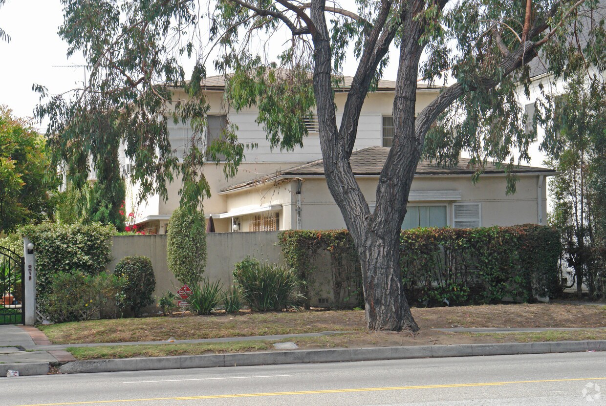 Building Photo - 6518 W Olympic Blvd