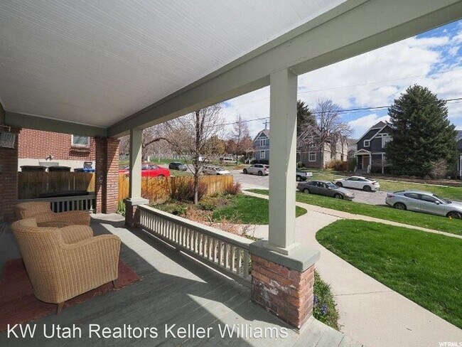 Building Photo - 177 S St