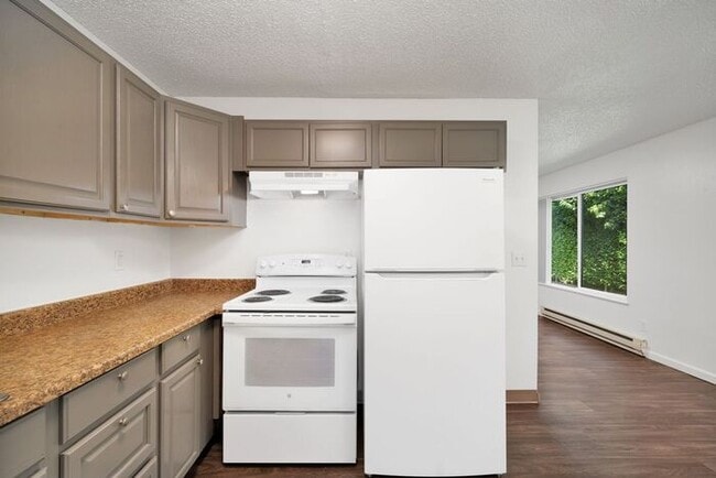 Foto del edificio - 2 bedroom home. FIRST MONTH FREE!!