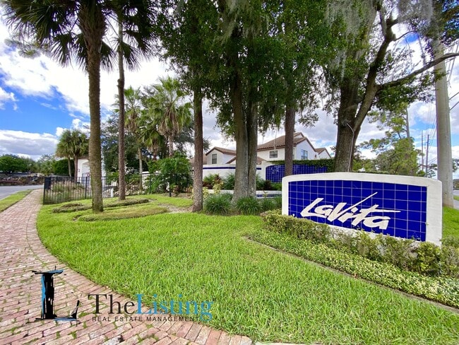 Building Photo - 518 Via Del Oro Dr