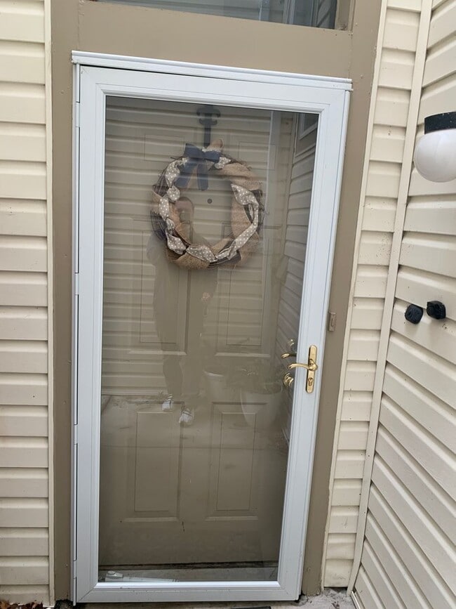 Building Photo - 18363 Leman Lake Dr