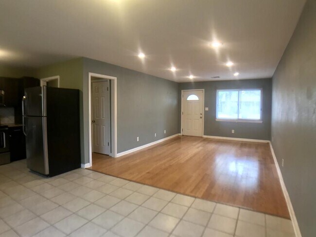 Building Photo - 2029 NW 46th St