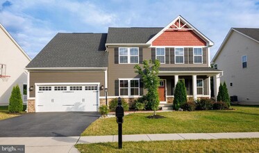 Building Photo - 109 Grayhawk Way S