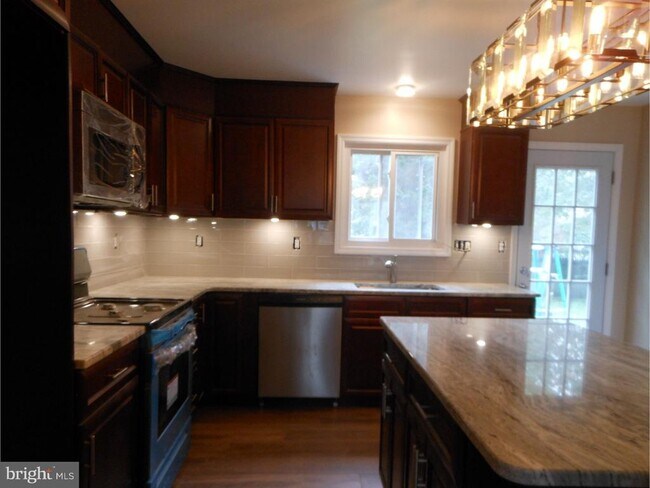 Foto del edificio - 17 5th Ave