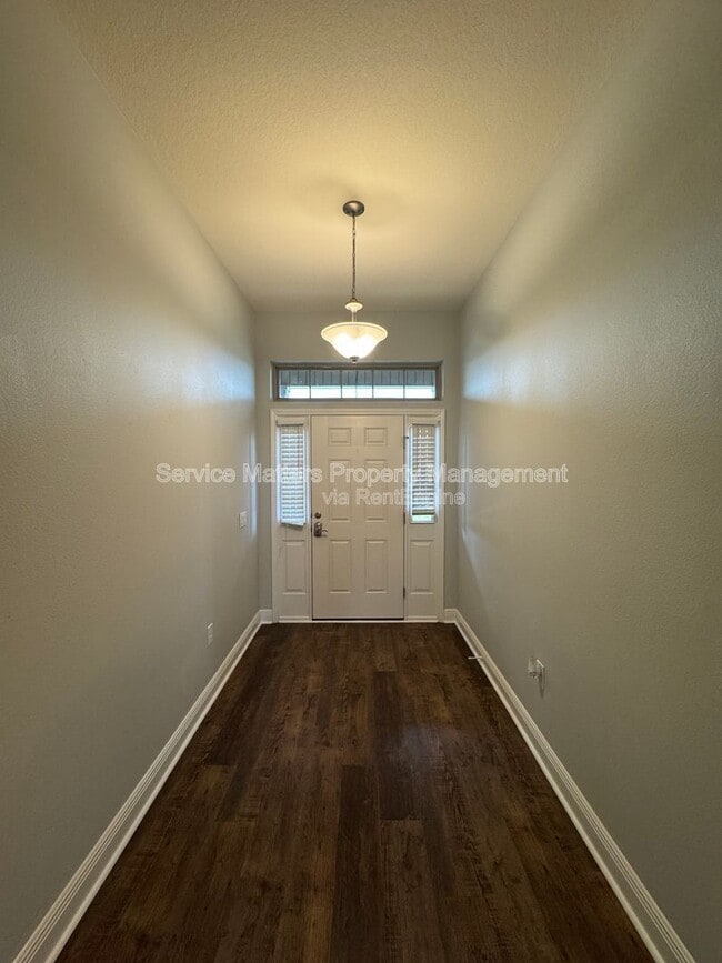 Foto del edificio - 5529 Cane Syrup Cir