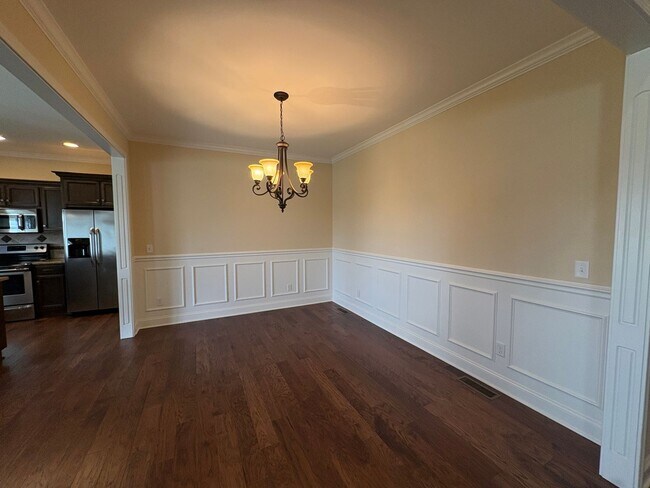 Foto del edificio - 3020 Equestrian Ct