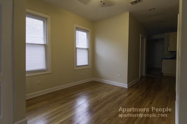 Foto del edificio - 2936 N Hoyne Ave