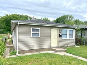 Building Photo - 1454 Sherman St
