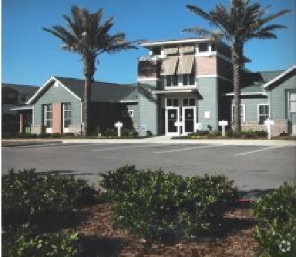 Building Photo - The Quad