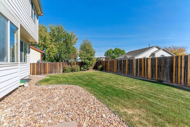 Foto del edificio - Spacious 3 Bed, 2.5 Bath Home In Sterling ...