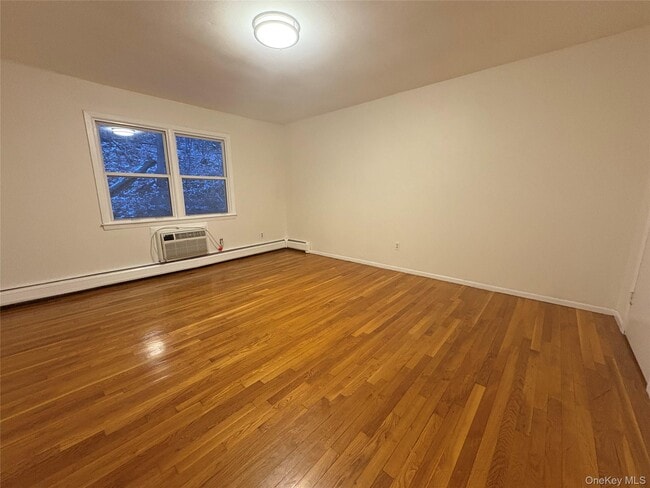 Building Photo - 100 Dowd St