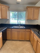 Building Photo - 355 W Sierra Ave