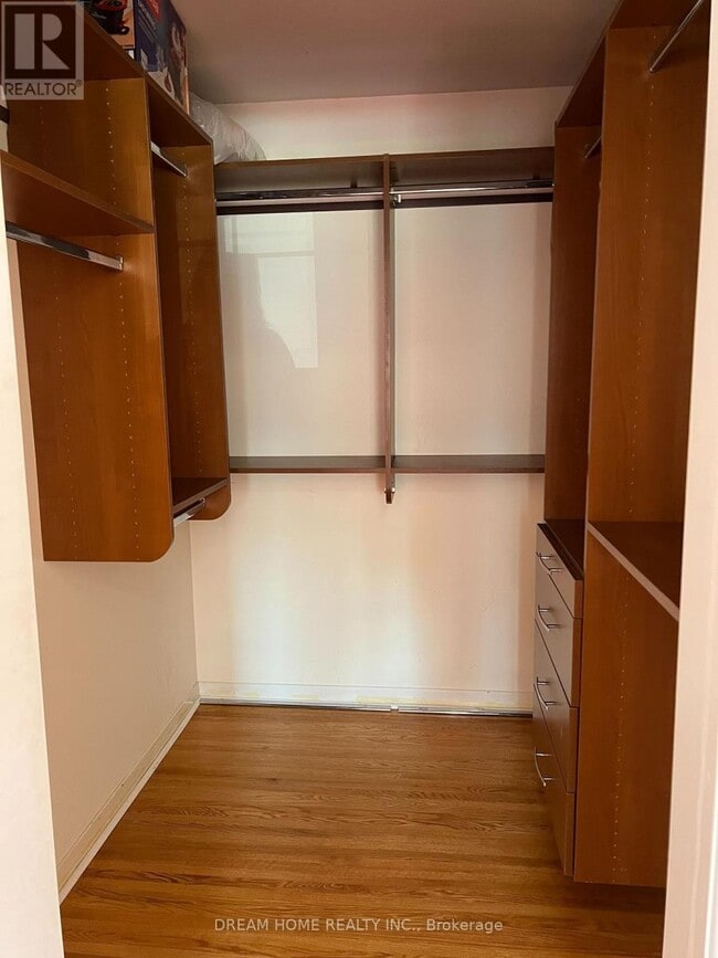 Building Photo - 25 Tollerton Ave