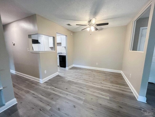 Building Photo - 500 N Crow Rd