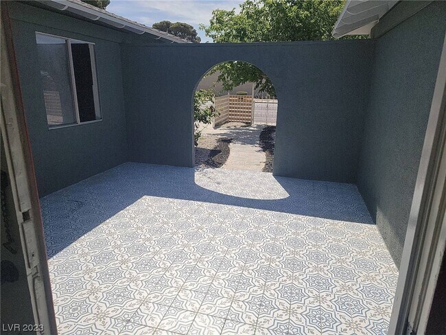 Building Photo - 3542 S Pecos Rd