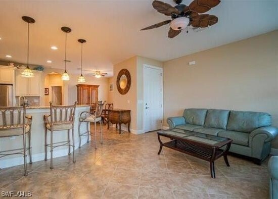 Building Photo - 10435 Sirene Way