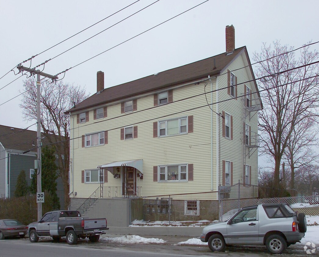 310 Robeson St, Fall River, MA 02720 Apartments in Fall River, MA